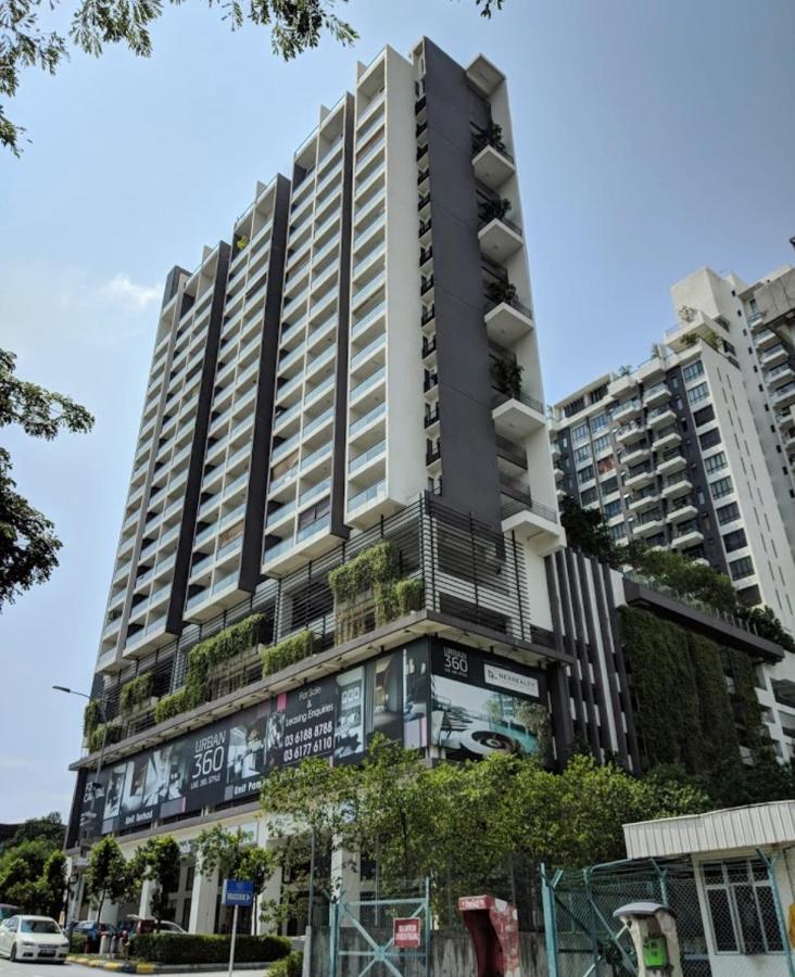 Urban 360 Studio Love Rara Suite Homestay Batu Caves Екстериор снимка